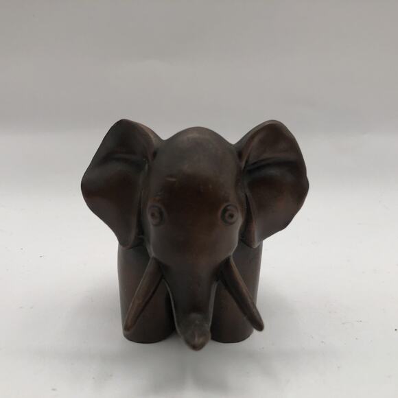 Brass Elephant Figurine Statue Small 4 In x 3.5 In Shelf Home Decor Collectible - Picture 2 of 7